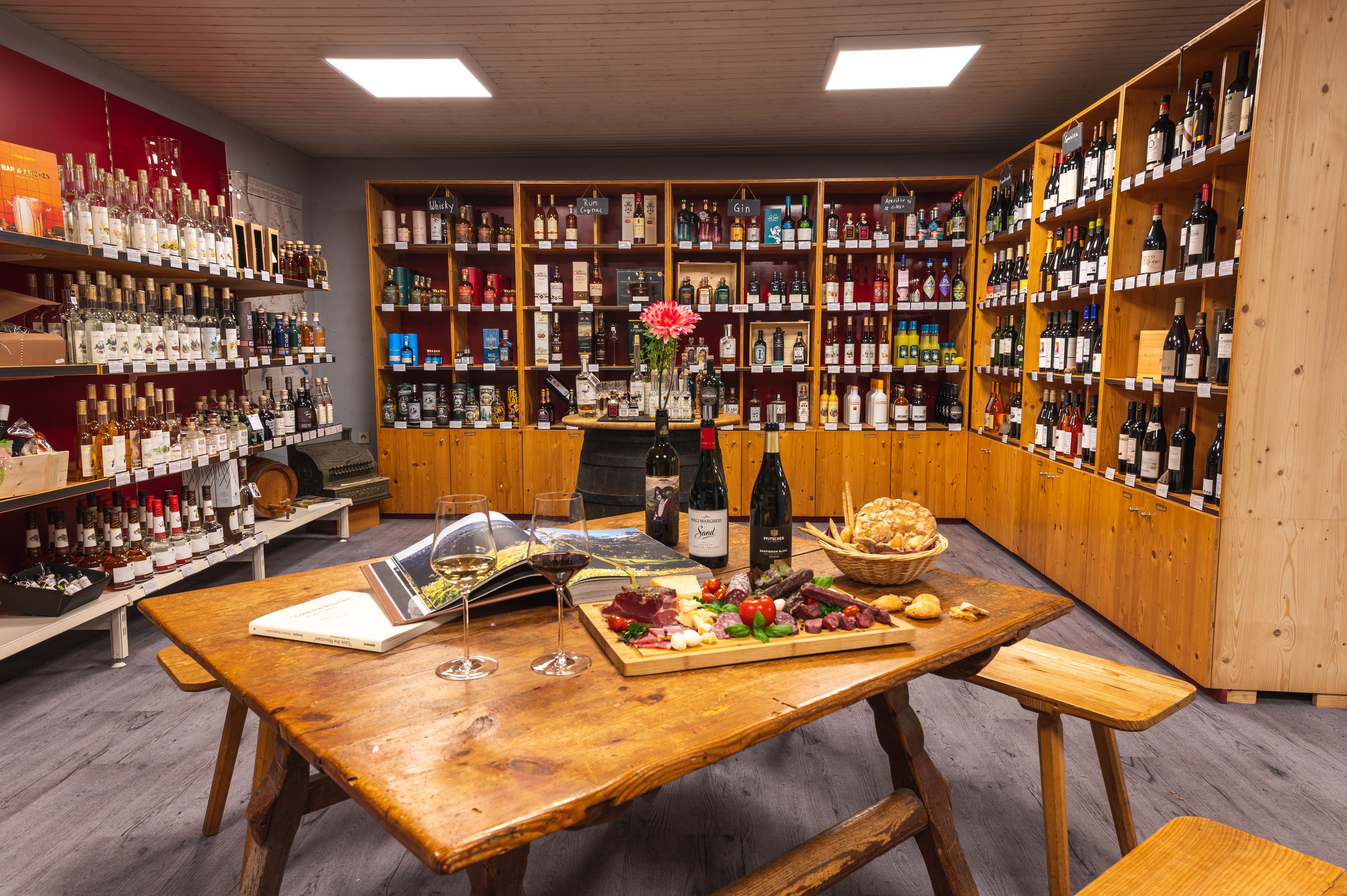 Italy Wineshop Munich